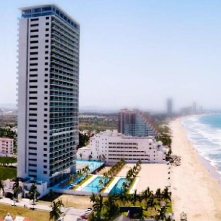 מזטלן Beautiful 3 Bedroom, Fully Furnished, On The Beach מראה חיצוני תמונה