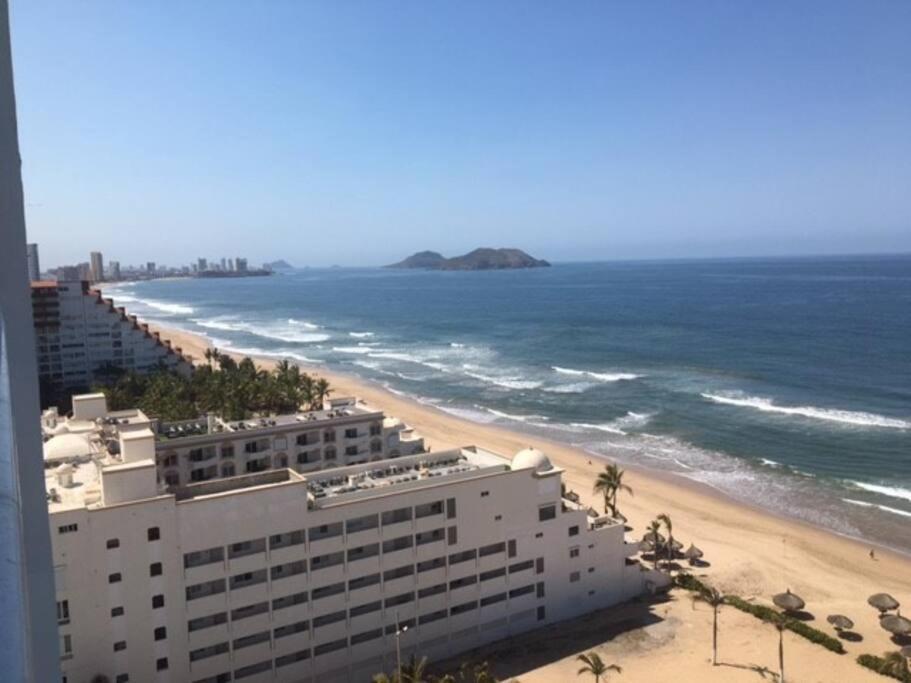 מזטלן Beautiful 3 Bedroom, Fully Furnished, On The Beach מראה חיצוני תמונה