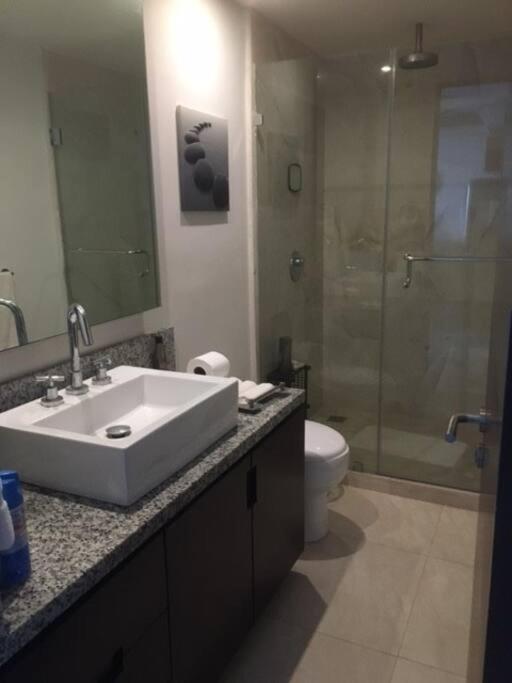 מזטלן Beautiful 3 Bedroom, Fully Furnished, On The Beach מראה חיצוני תמונה