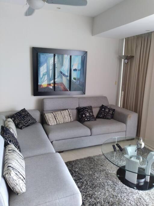 מזטלן Beautiful 3 Bedroom, Fully Furnished, On The Beach מראה חיצוני תמונה