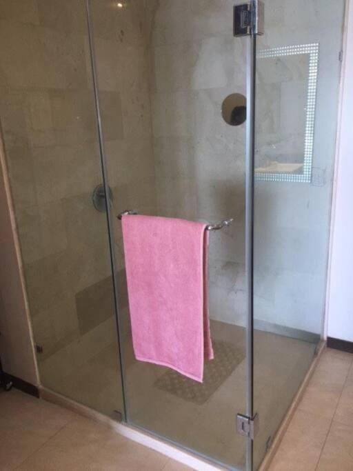 מזטלן Beautiful 3 Bedroom, Fully Furnished, On The Beach מראה חיצוני תמונה